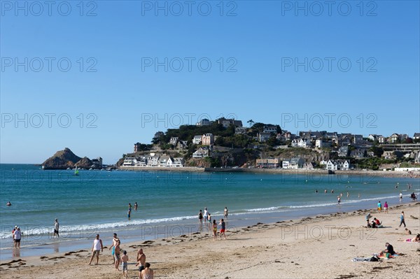 Pleneuf Val André, large beach