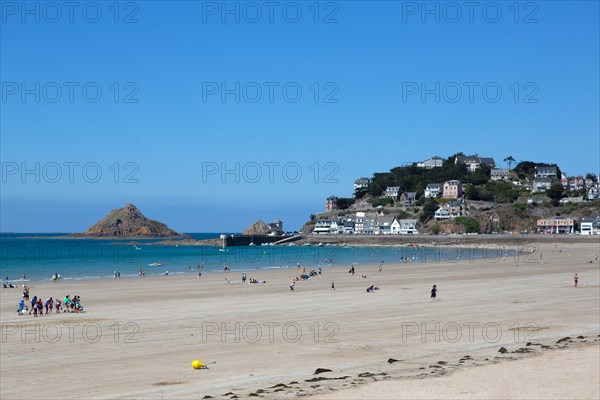 Pleneuf Val André, large beach