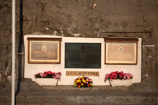 Commemorative plaque of the 6 June 44, Asnelles sur Mer