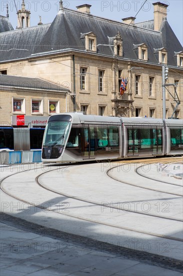 Chantier du tramway à Caen