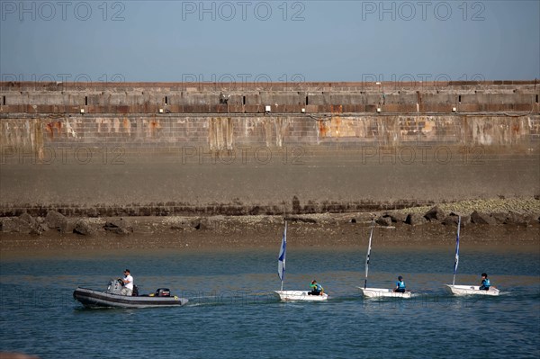 Entrance to Le Havre harbour