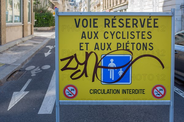 Panneau de piétonnisation des rues