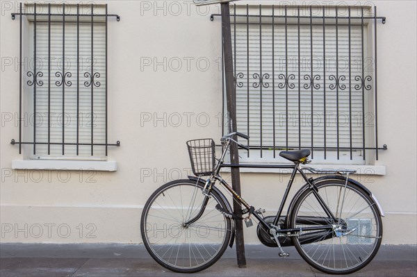 Paris, détail d'un fronton