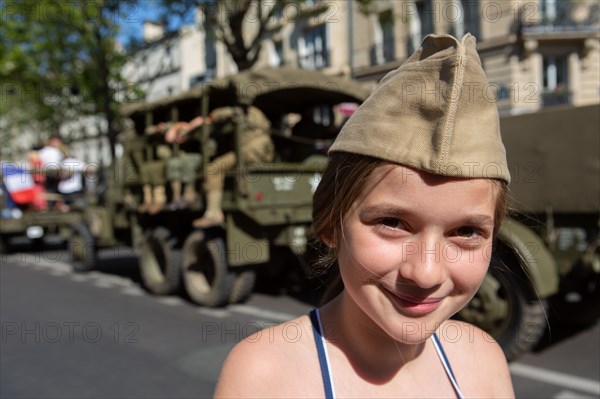 Défilé de commémoration du 75e anniversaire de la Libération de Paris, avenue du Général Leclerc