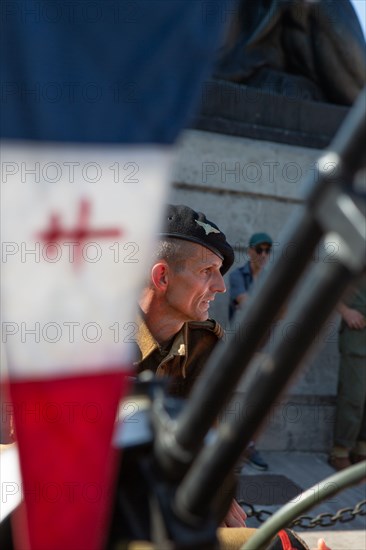 Défilé de commémoration du 75e anniversaire de la Libération de Paris, avenue du Général Leclerc