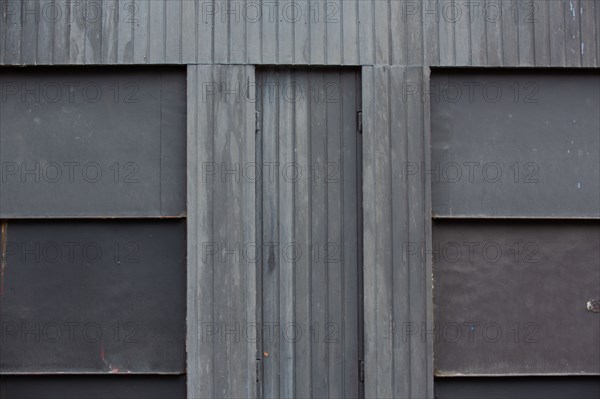 Paris, shop with closed shutters