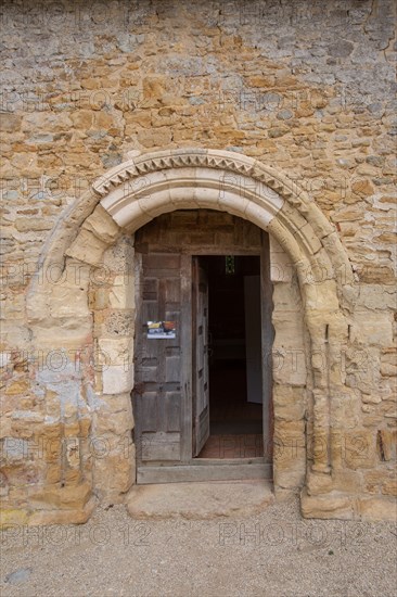 Château de Crèvecoeur, Fondation Schlumberger, à Crèvecoeur-en-Auge