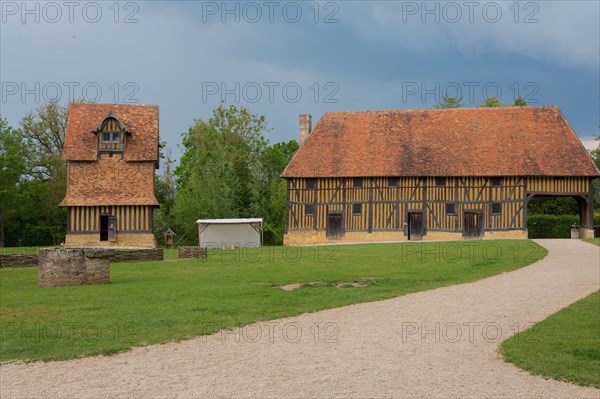 Château de Crèvecoeur, Fondation Schlumberger, à Crèvecoeur-en-Auge