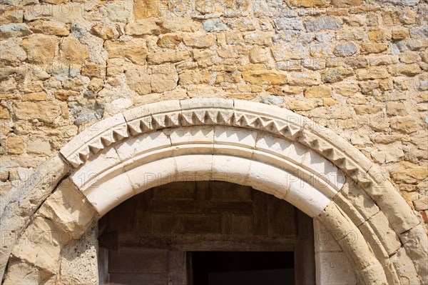 Château de Crèvecoeur, Fondation Schlumberger, à Crèvecoeur-en-Auge