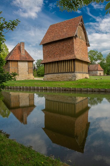 Château de Crèvecoeur, Fondation Schlumberger, à Crèvecoeur-en-Auge