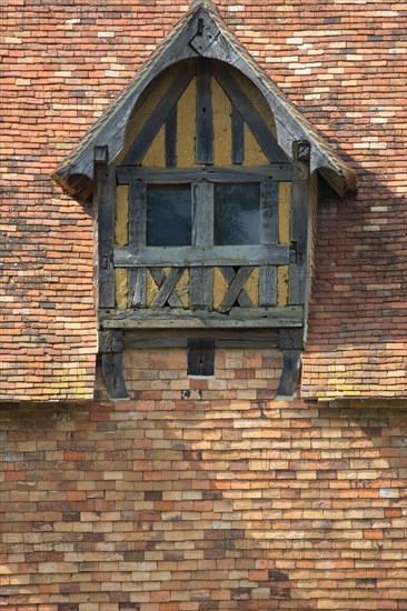 Château de Crèvecoeur, Fondation Schlumberger, à Crèvecoeur-en-Auge