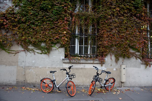 Paris, Mobike bicycle sharing system