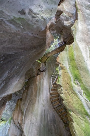 La Vernaz, Haute-Savoie, site des grottes du Pont du Diable