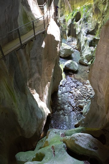 La Vernaz, Haute-Savoie, site des grottes du Pont du Diable