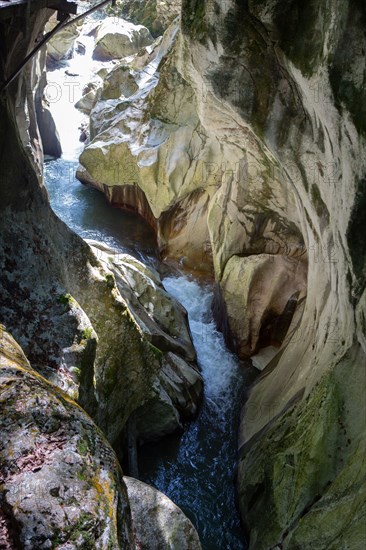 La Vernaz, Haute-Savoie, site des grottes du Pont du Diable