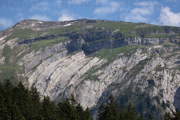 Morzine, Haute-Savoie, site du lac des Mines d'Or, le rouleau de Bostan