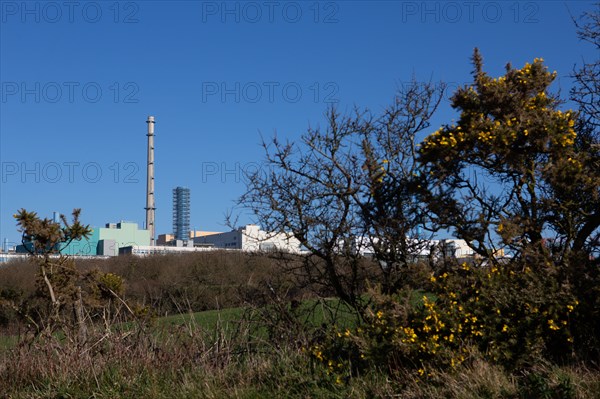 La Hague, Beaumont-Hague (Manche), centrale de retraitement des déchets nucléaires de La Hague (Cogema)