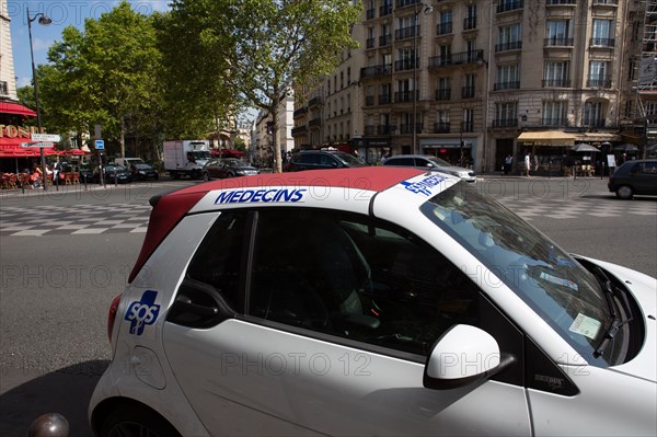 Paris, voiture SOS Médecins