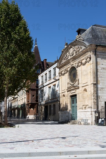 Rouen (Seine Maritime), Place de la Rougemare