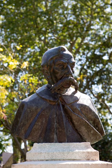 Rouen (Seine Maritime), buste du poète Emile Verhaeren