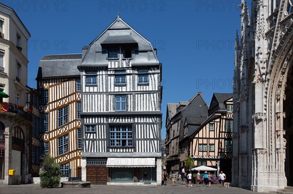 Rouen (Seine Maritime), timbered frame house on the place Barthélémy