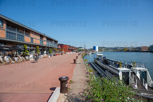 Rouen (Seine Maritime), les Docks