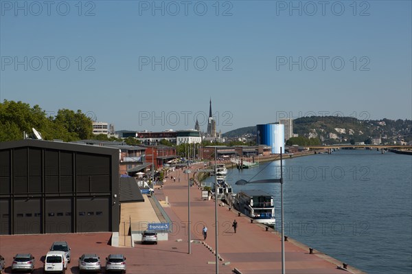 Rouen (Seine Maritime), les Docks