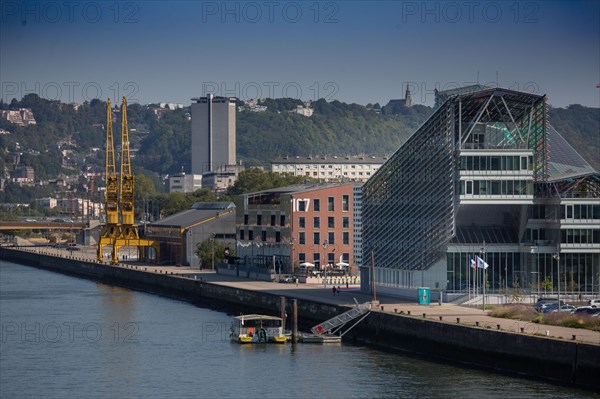 Rouen (Seine Maritime), les Docks