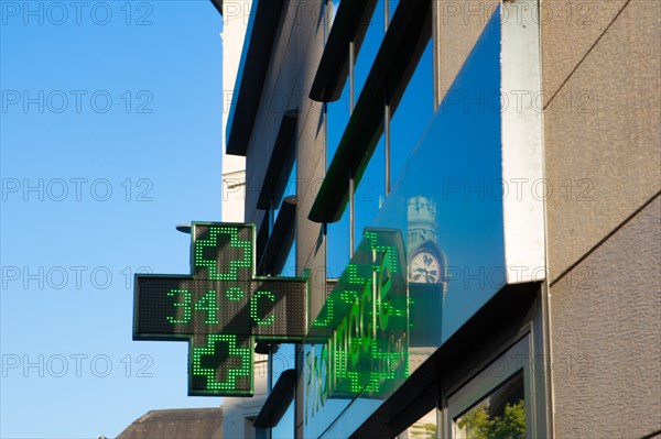 Rouen (Seine Maritime), pharmacy sign