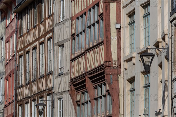 Rouen (Seine Maritime), rue Eau de Robec