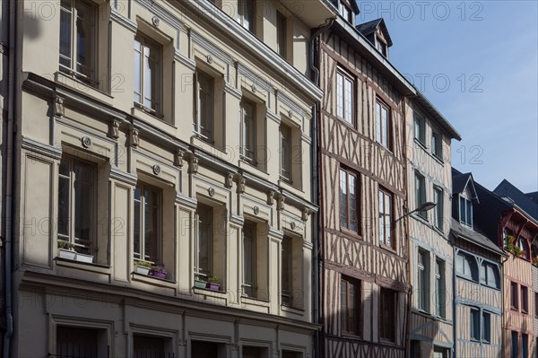 Rouen (Seine Maritime), rue Eau de Robec