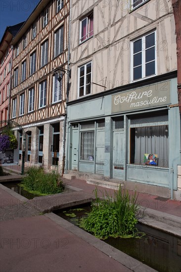 Rouen (Seine Maritime), rue Eau de Robec