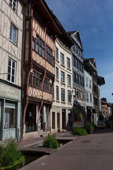 Rouen (Seine Maritime), rue Eau de Robec