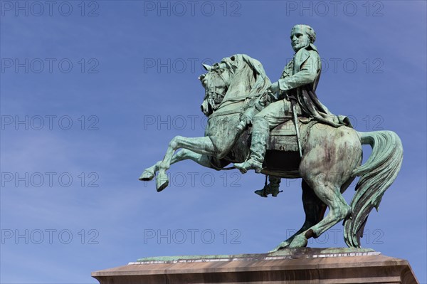 Rouen (Seine Maritime), statue équestre de Napoléon