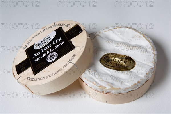 Camembert au lait cru