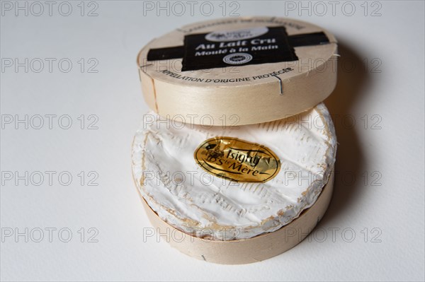 Camembert au lait cru