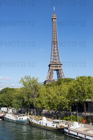 Paris, La Seine et la Tour Eiffel