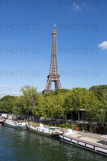 Paris, La Seine et la Tour Eiffel