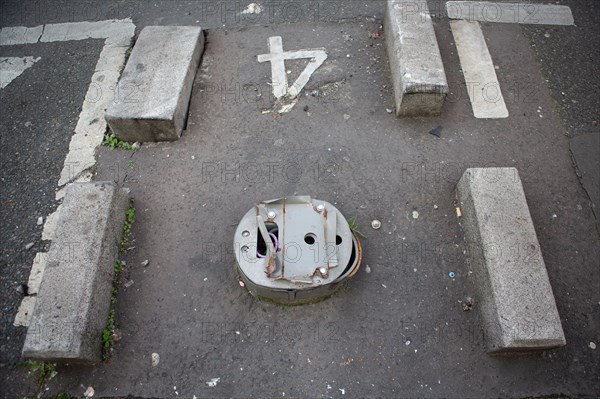 Paris, disused Autolib post