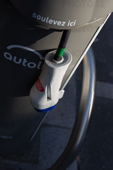 Paris, ancienne borne de chargement Autolib