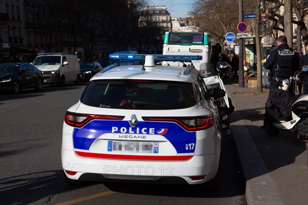 Paris, police car
