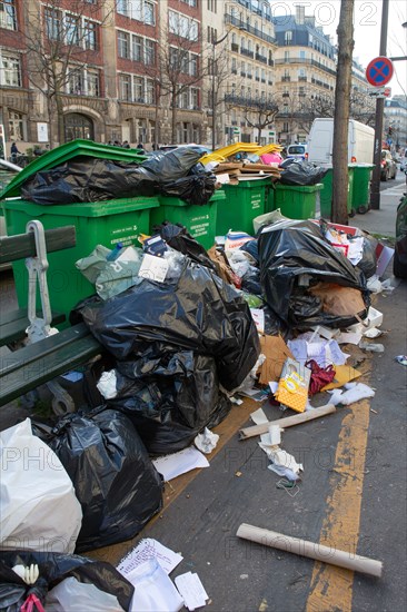 Paris, garbage piling up