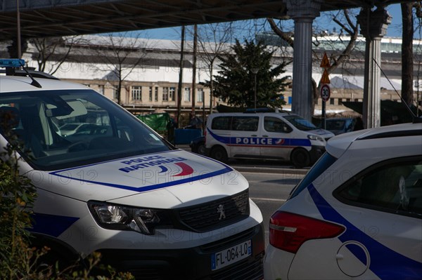 Paris, police car