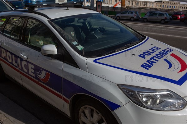 Paris, police car