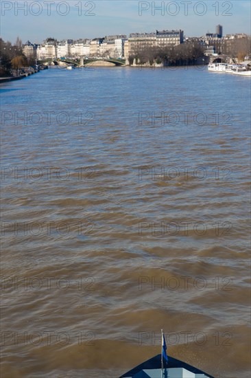 Paris, la Seine au-dessous du pont d'Austerlitz