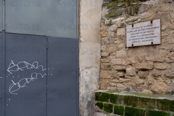 Paris, commemorative plaque of the convent of the Trinitarians