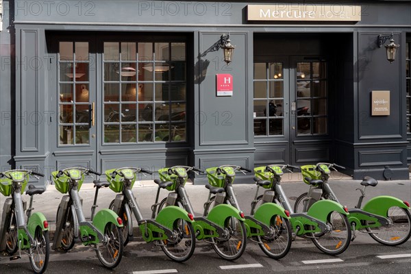 Paris, rue du Sommerard