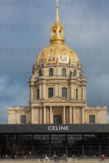 Paris, boutique éphémère Céline aux Invalides