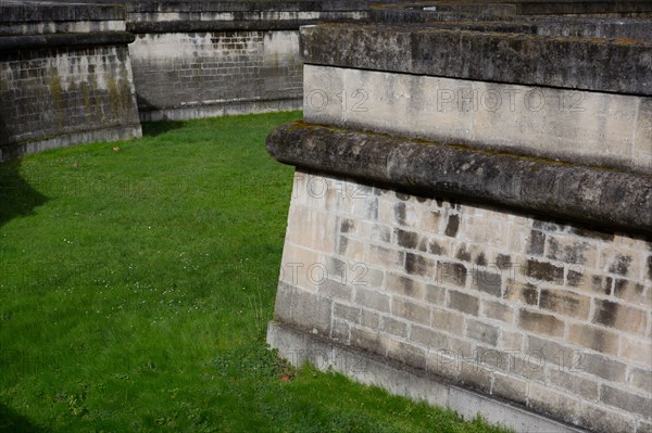 Paris, fossé des Invalides