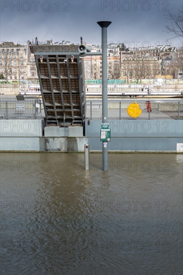 Paris, flood of Paris, Seine River